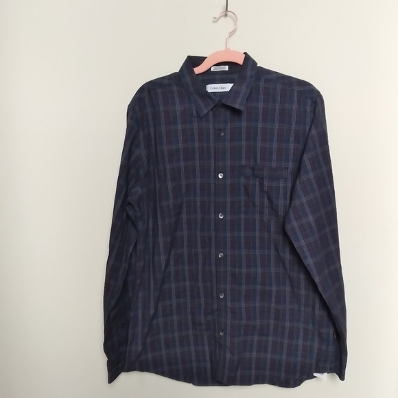 Calvin Klein Men's Dark Blue Red and Green Checked Plaid Button Front Shirt - Picture 1 of 8